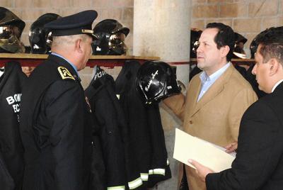 20091004061338-dia-del-bombero-5.jpg